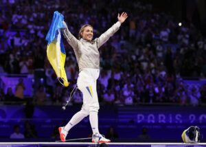 Харлан повернулася до тренувань: відео