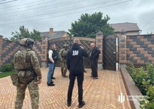 Ексглаву філії Лісів України підозрюють у незаконному збагаченні на 44 млн