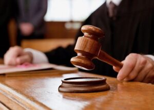 На Дніпропетровщині засудили 77-річного чоловіка, який ґвалтував дітей