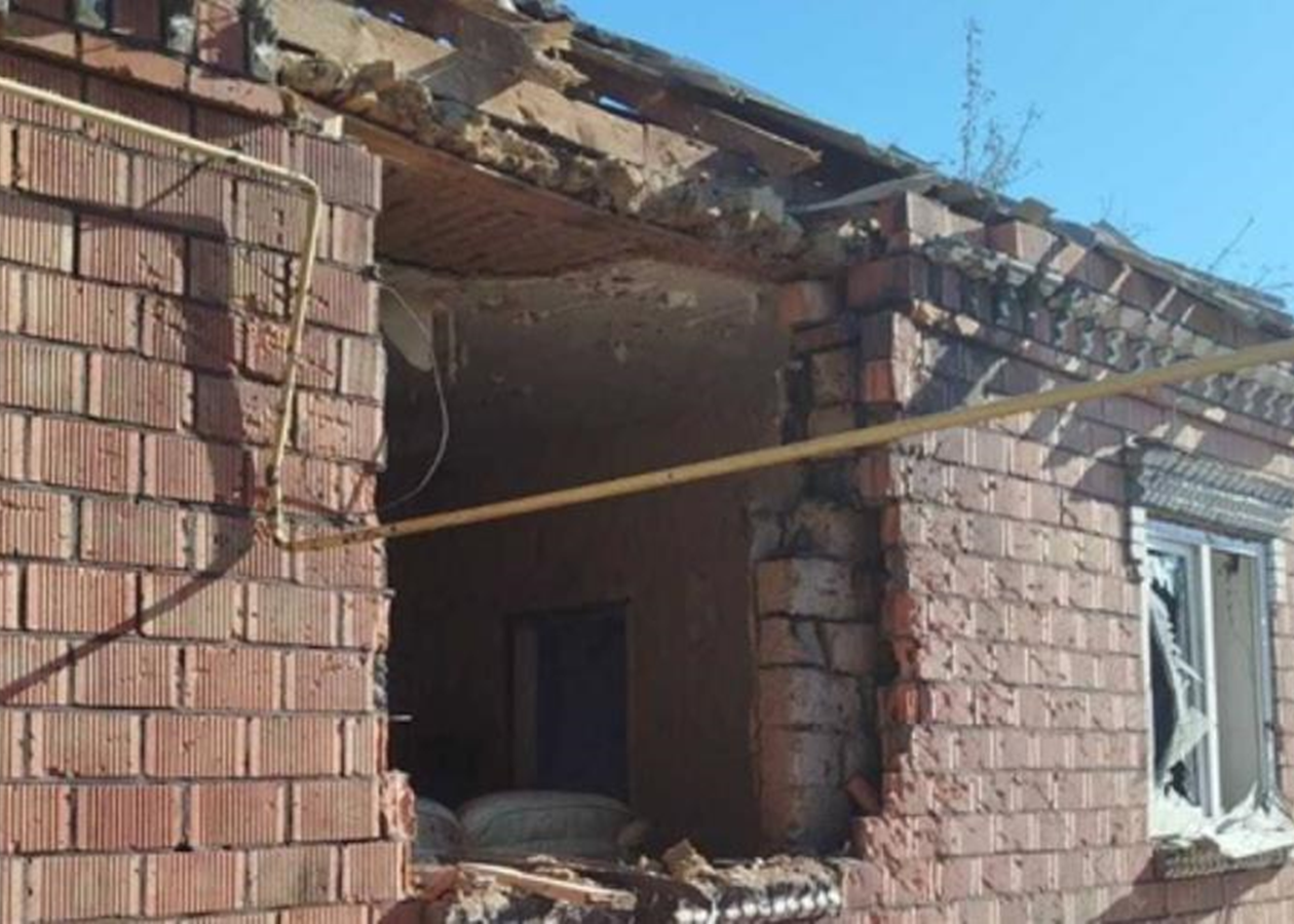 Росіяни вдарили по Дніпропетровщині, є загиблий та поранені