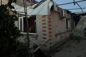 На Запоріжжі внаслідок авіаудару загинув 15-річний хлопець, його родина отримала поранення