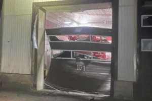 У День рятувальника окупанти вдарили по пожежній частині на Донеччині (фото)