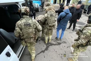 Викрадали та катували людей. У Тернополі затримано групу військових