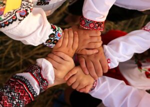 Сила в єдності: завдяки чому українське суспільство є стійким