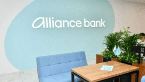 Сиделець Дмитро Фірташ у кримінальній схемі або як Павло Щербань позбавляється від проблемного банку «Альянс»