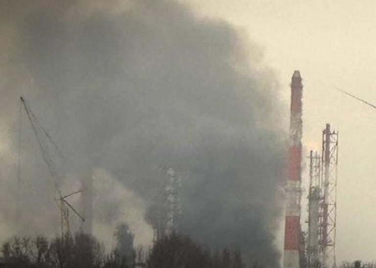 Генштаб підтвердив ураження Орського НПЗ в Росії