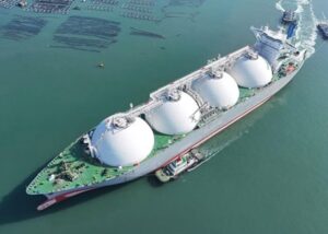 У Китаї створюють "тіньовий флот" для перевезення російського газу – ЗМІ