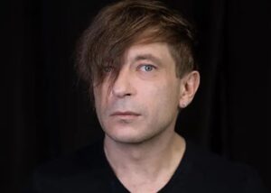 Російський співак перерахував гроші українцям