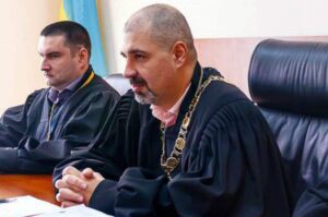 Одеський суддя Андрій Бойко тримає вдома понад 6,8 млн грн готівкою і регулярно користується майном родичів