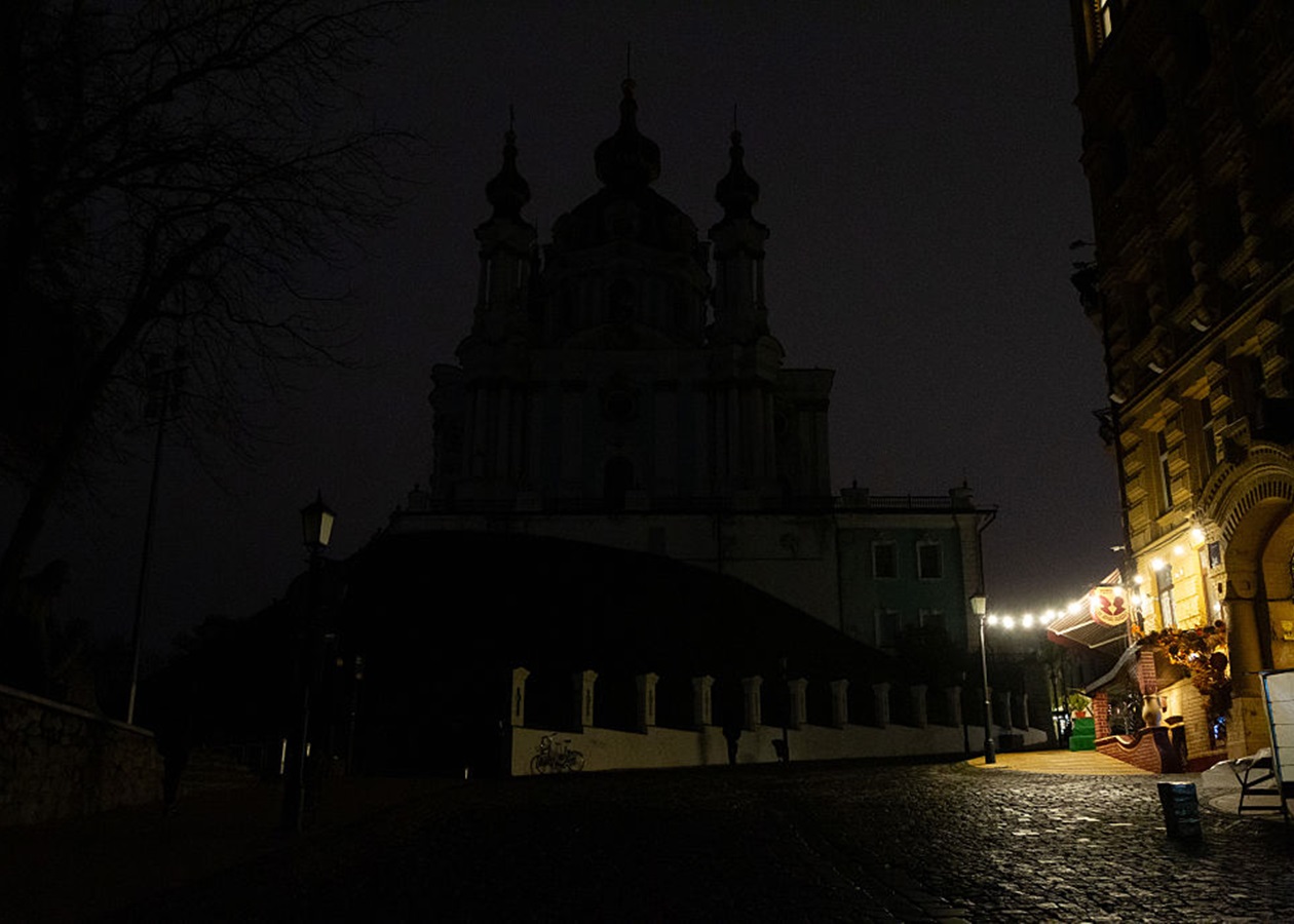 Укренерго підтвердило відключення на четвер