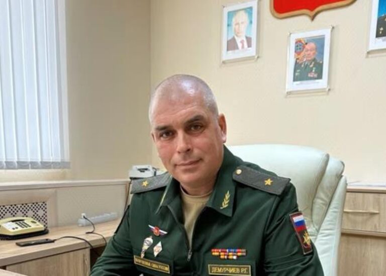 Відрізані вуха та вбивства бранців: ЗМІ розкрили листування генерала РФ