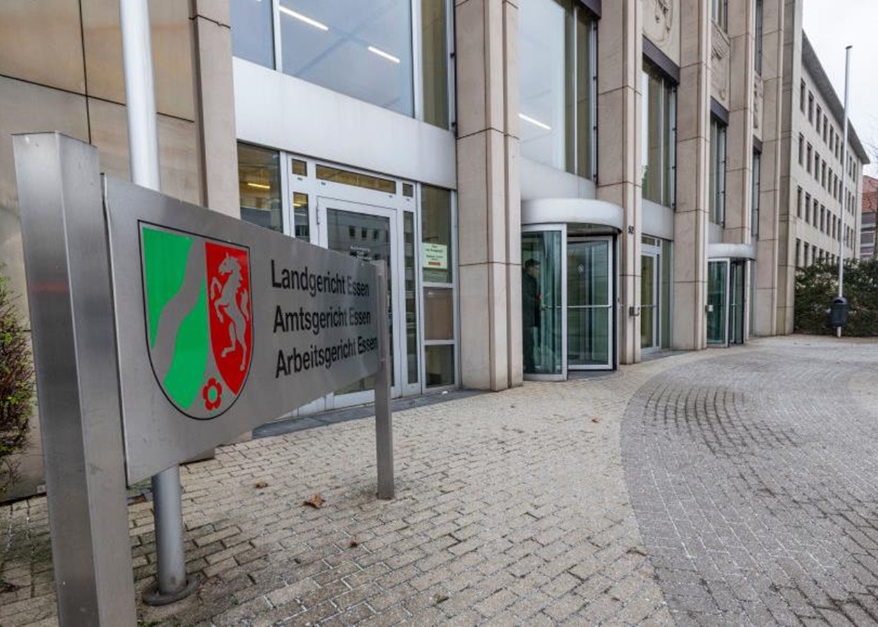 В Німеччині українського підлітка засудили за вбивство українки і її дитини