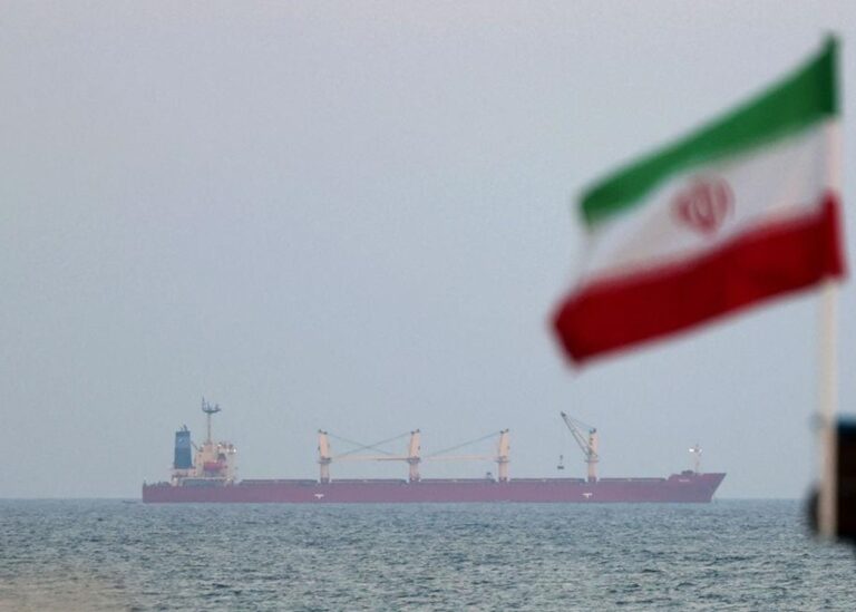 В Ормузькій протоці атаковано три кораблі – ЗМІ