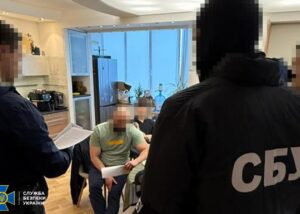 Продали "документів" на 17 млн: викрито схему легалізації іноземців у ЄС