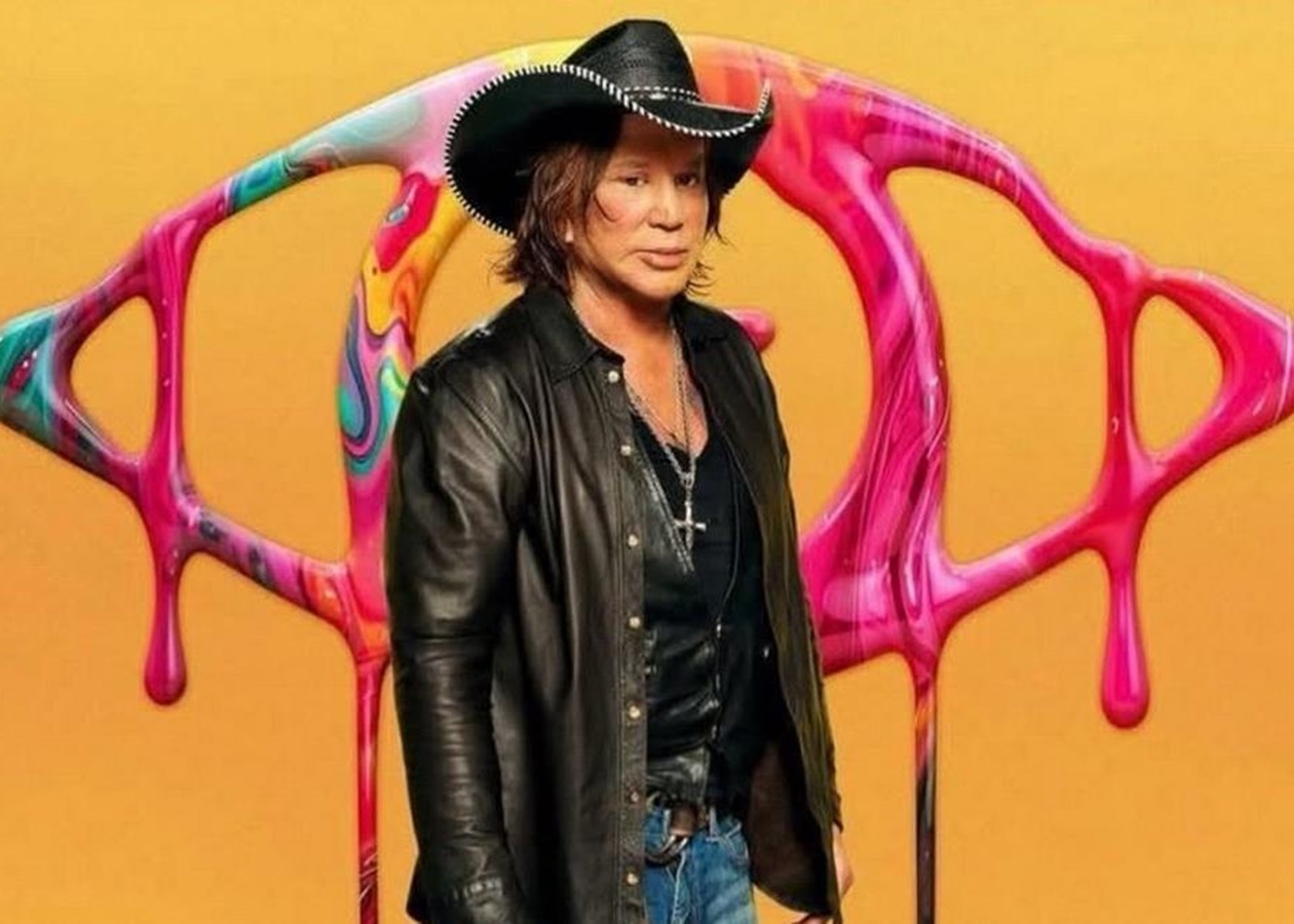 Міккі Рурка вигнали з дому в Лос-Анджелесі через борги