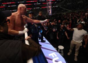 Ф’юрі кинув виклик Джошуа, отримавши реакцію суперника