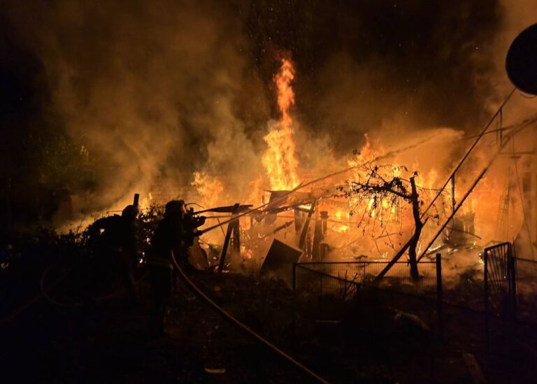 Одесу масовано атакували російські БпЛА: є поранені