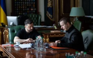 Розвідка знає: РФ вимушено зупиняє роботу сотень, якщо не тисяч нафтових свердловин, є документи, – Зеленський
