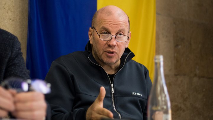 “Я додому хочу”: Бродський розповів, як його 11-річний син просив “найняти кілера” для Путіна