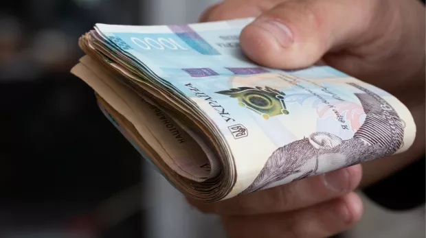 Є нюанси: Чому одним пенсіонерам виплати приходять швидше, а іншим доводиться чекати