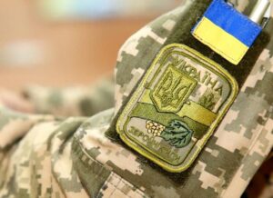Зарплати військових зростуть до 460 тис. грн: Ось кому і скільки платитимуть