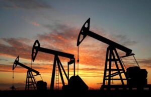 Удар для Кремля: Експорт російської нафти досяг максимуму, але доходи падають