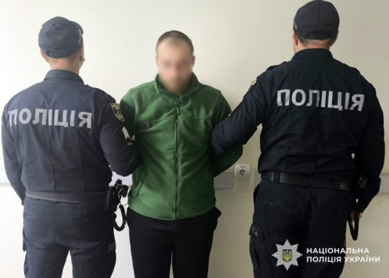 Жителю Чернігівщини загрожує довічне за зґвалтуванні падчерок