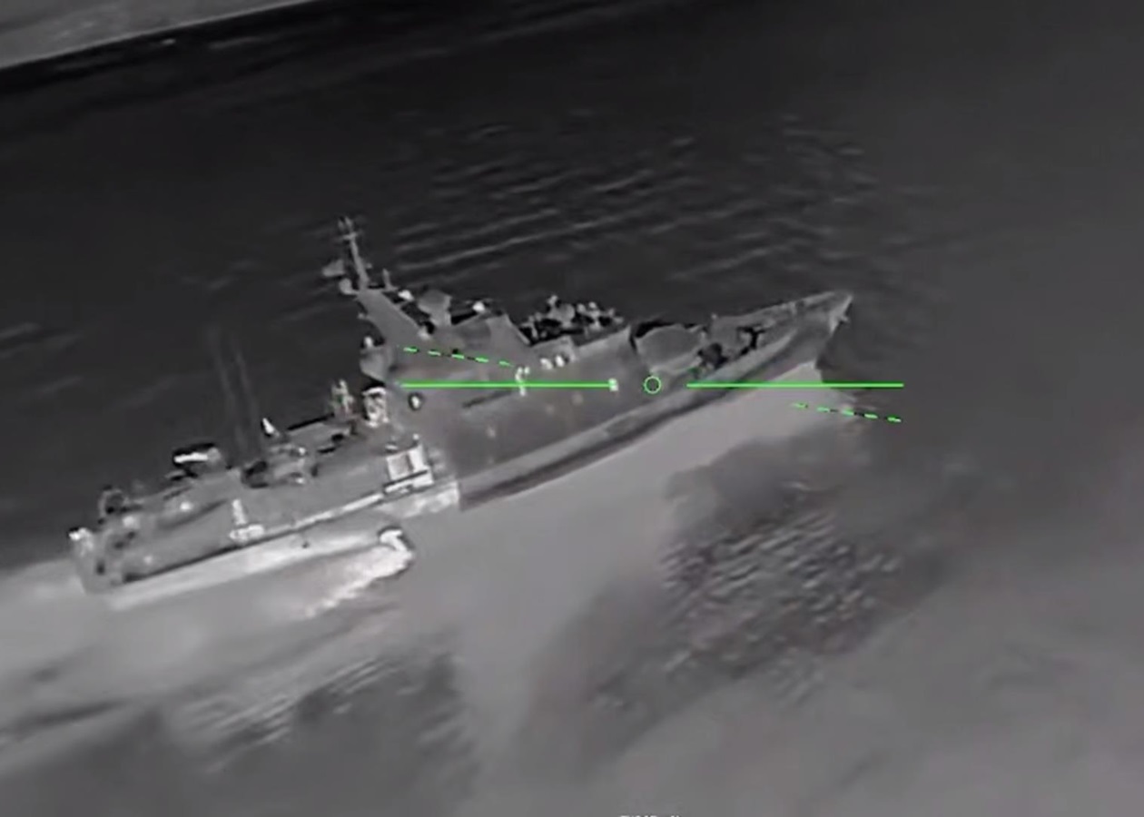 СБС уразили сторожовий корабель росіян в Криму
