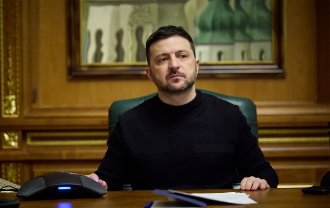 Польща поставила Україні умову: Зеленський може втратити найвищу нагороду