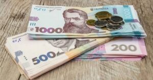 Українцям назвали новий розмір мінімалки: Ось скільки платитимуть щомісячно