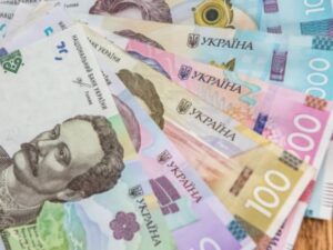 Українцям назвали новий розмір мінімалки: Ось скільки платитимуть щомісячно