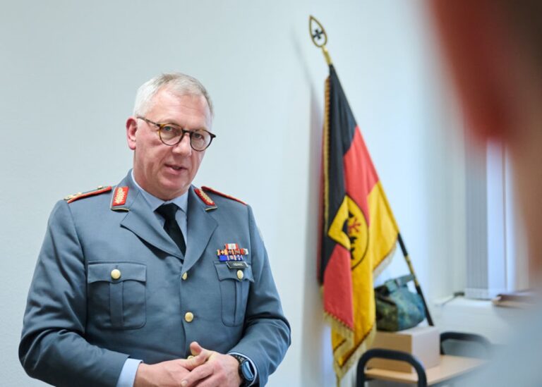 Бундесвер удвічі збільшить дивізію тероборони
