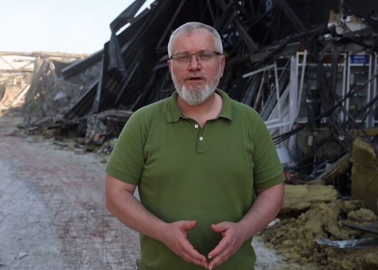 Криворіжців закликають не відвідувати великі ТЦ через загрозу ударів