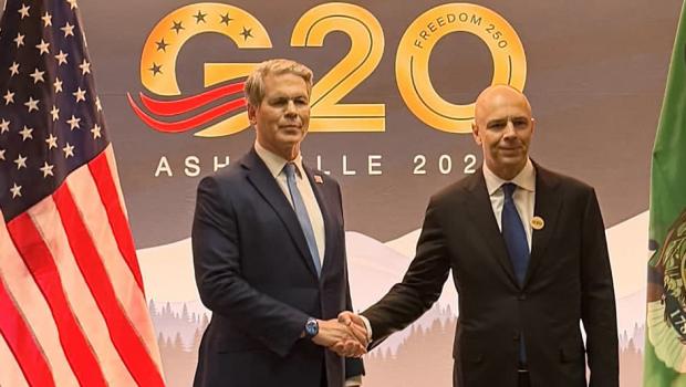 Зустріч міністрів фінансів на G20: Бессент на зустрічі з Сілуановим висунув Росії ультиматум щодо завершення війни проти України, - Reuters