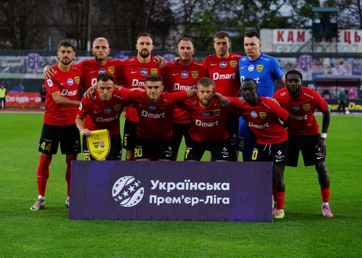 Буковина та Зоря розписали напружену нічию