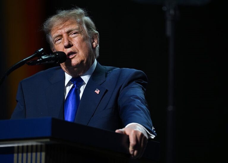 Трамп заявив, що Іран намагається укласти угоду
