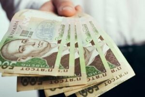ВПО гроші у жовтні отримають пізніше? У Мінсоцполітики пояснили, коли почнуться виплати