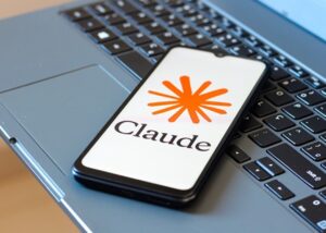 ШІ Claude здав поліції користувачку, яка планувала влаштувати стрілянину