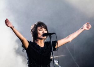 Земфіра не стримала емоцій, звертаючись до українців